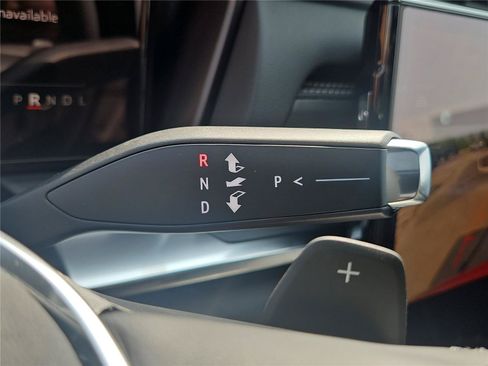 New 2027 GMC Terrain Elevation w/ Elevation Premium Package FWD image 30