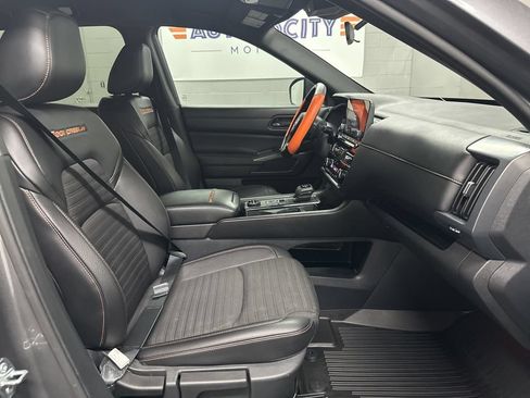 Used 2025 Nissan Pathfinder Rock Creek AWD/4WD image 21