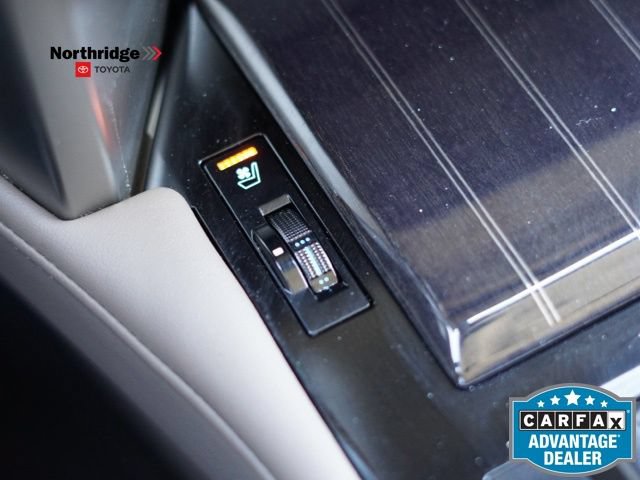 Used 2021 Lexus GX 460 Premium w/ Premium Package AWD/4WD image 38
