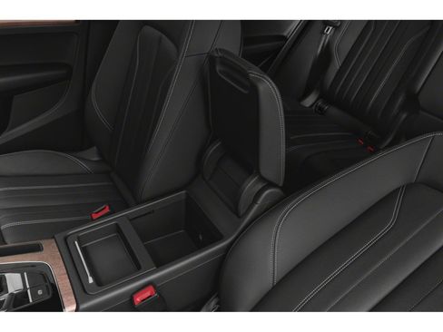 Used 2021 Audi Q5 2.0T Premium Plus w/ Premium Plus Package AWD/4WD image 9