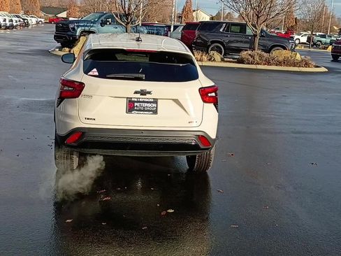 New 2026 Chevrolet Trax RS w/ Driver Confidence Package image 8