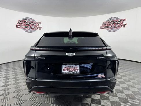 Used 2024 Cadillac Lyriq Luxury w/ LPO, Floor Liner Package AWD/4WD image 6