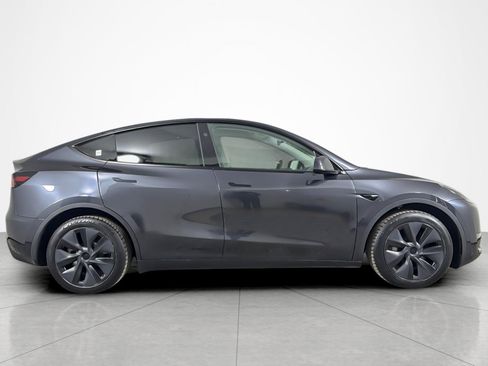 Used 2025 Tesla Model Y Long Range image 6