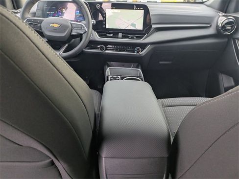 New 2026 Chevrolet Equinox LT w/ Safety and Technology Package image 28