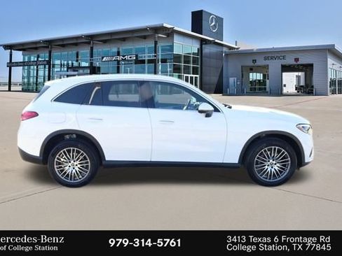 New 2026 Mercedes-Benz GLC 300 image 2