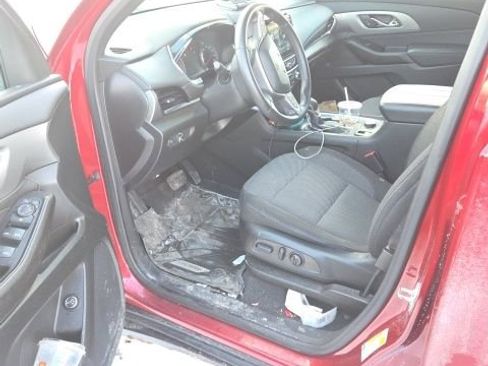 Used 2023 Chevrolet Traverse LT w/ LPO, Floor Liner Package image 5