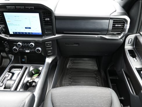 Used 2021 Ford F150 XLT w/ Equipment Group 302A High image 39