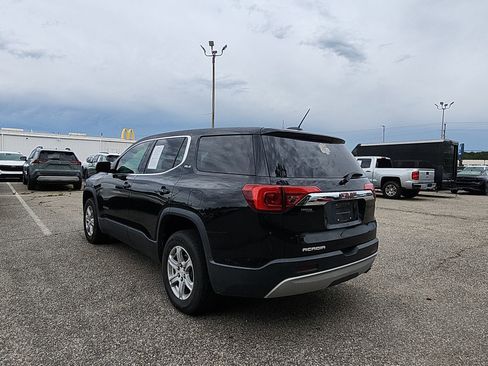Used 2017 GMC Acadia SLE FWD image 3