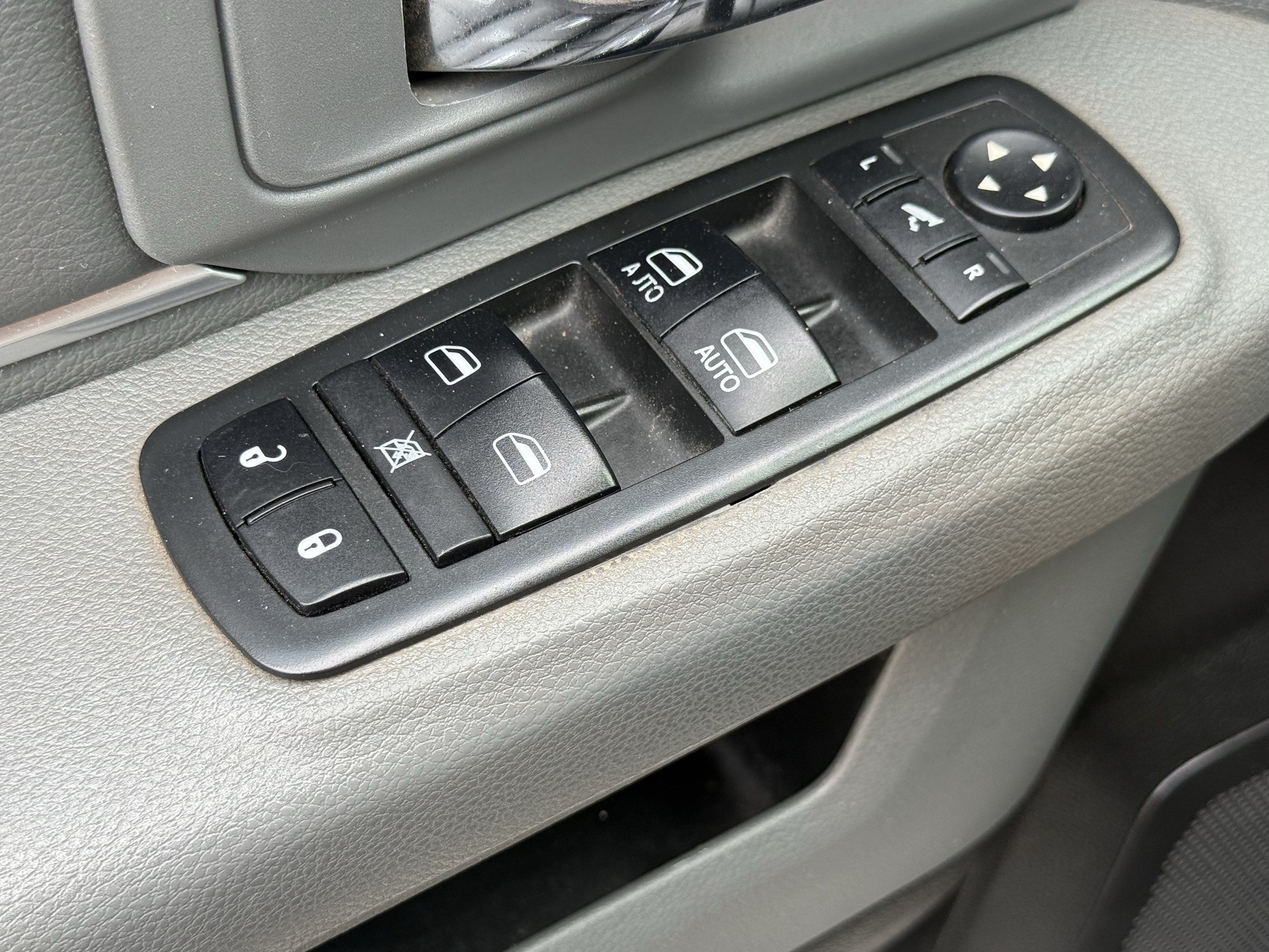 Used 2017 RAM 1500 Big Horn AWD/4WD image 25