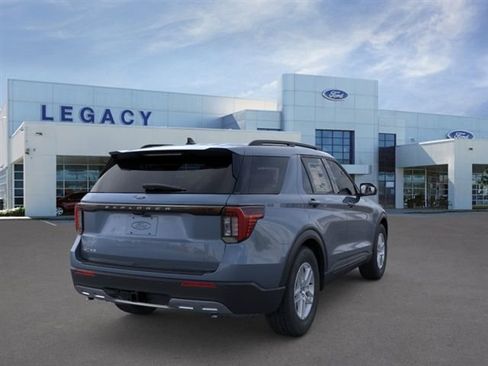 New 2026 Ford Explorer Active w/ Active Comfort Package RWD image 8