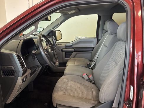 Used 2016 Ford F150 XLT w/ Equipment Group 302A Luxury image 13