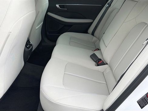 Used 2023 Hyundai Sonata SEL w/ Convenience Package FWD image 22