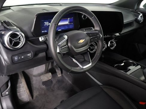 Used 2024 Chevrolet Blazer EV LT AWD/4WD image 28