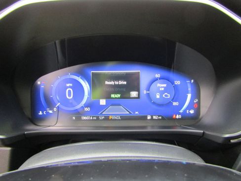 Used 2021 Ford Escape Titanium w/ Titanium Elite Package image 27