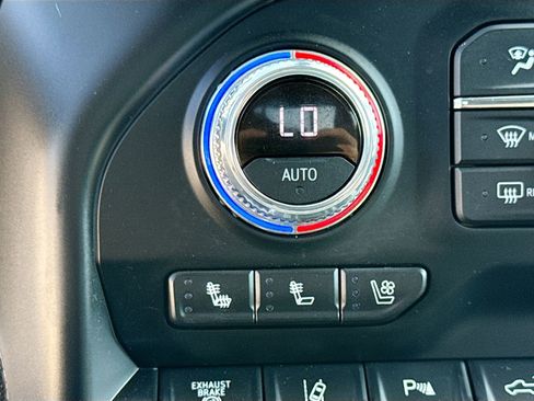 Used 2022 GMC Sierra 2500 Denali w/ Technology Package image 21