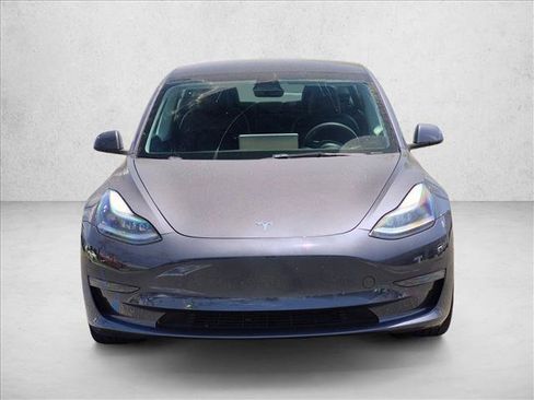 Used 2023 Tesla Model 3 Standard Range RWD image 2