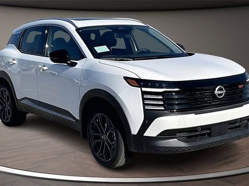 New 2026 Nissan Kicks SR w/ SR Premium Package image 2