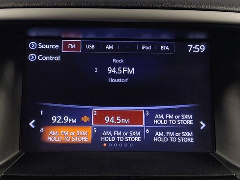 Used 2018 Nissan Pathfinder S image 25