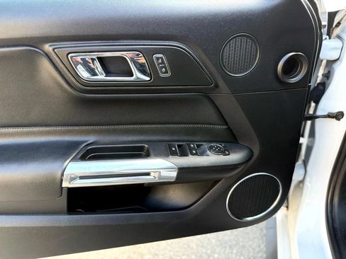 Used 2016 Ford Mustang Premium RWD image 23