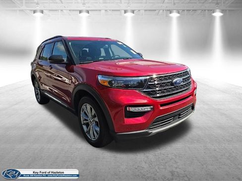 Used 2024 Ford Explorer XLT w/ Equipment Group 202A AWD/4WD image 1