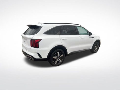 Certified 2023 Kia Sorento S w/ Panoramic Sunroof Package image 46