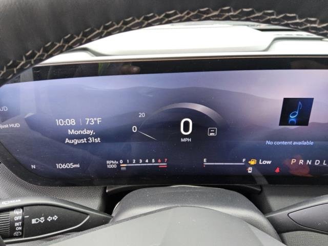 Used 2025 Buick Enclave Sport Touring w/ Power Package FWD image 7