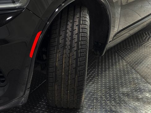 Used 2022 Dodge Durango R/T w/ Blacktop Package AWD/4WD image 37