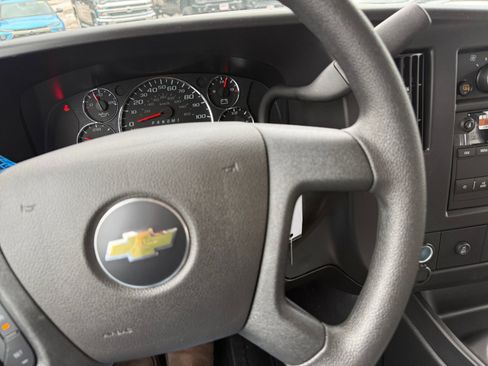 New 2026 Chevrolet Express 2500 image 20
