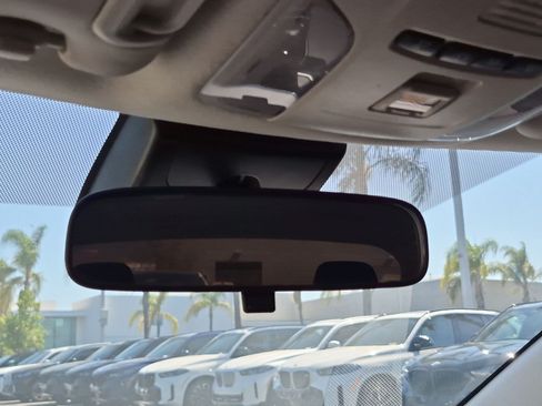 Used 2021 Toyota Corolla LE w/ Carpet Mat Package (TMS) FWD image 26
