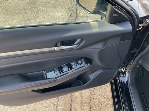 Certified 2024 Nissan Altima 2.5 SR image 27