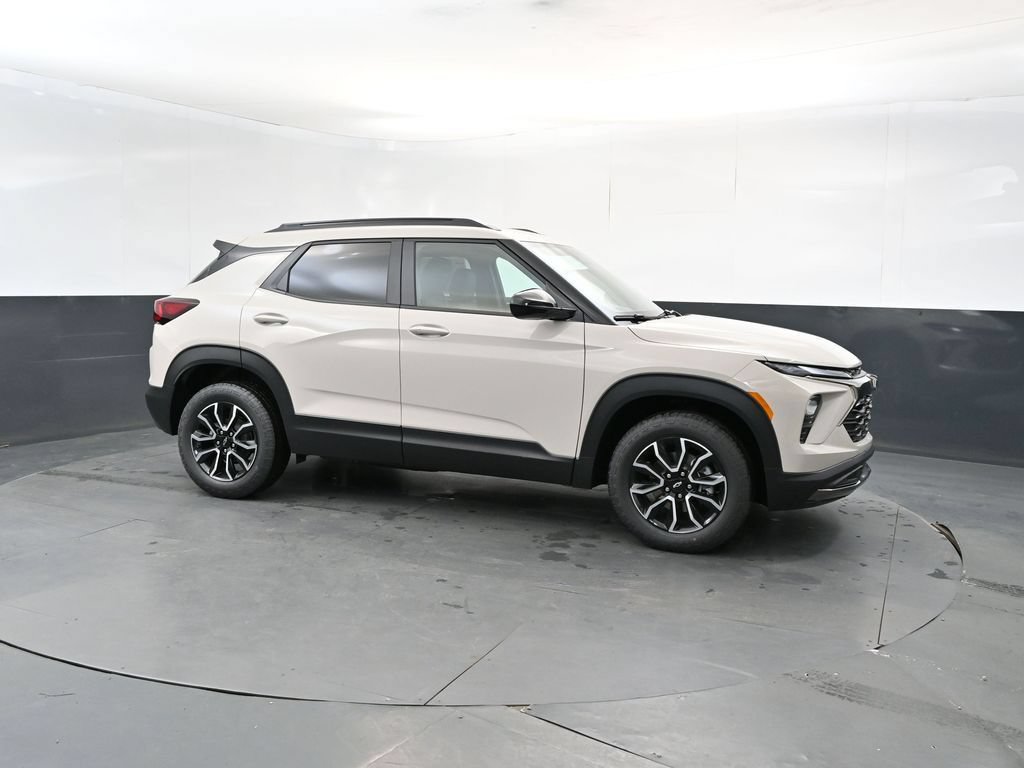 New 2026 Chevrolet TrailBlazer ACTIV w/ Driver Confidence Package AWD/4WD image 7