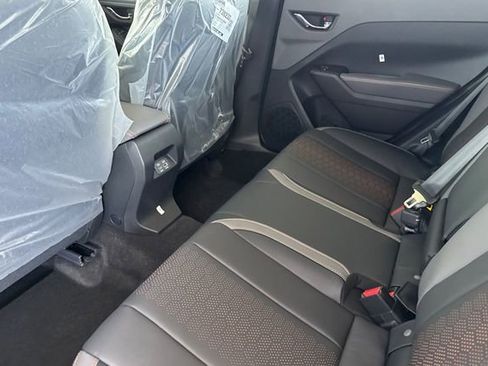 Used 2025 Subaru Crosstrek 2.5i Limited w/ Crosstrek Mirror Package AWD/4WD image 9