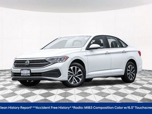 Used 2024 Volkswagen Jetta S image 2