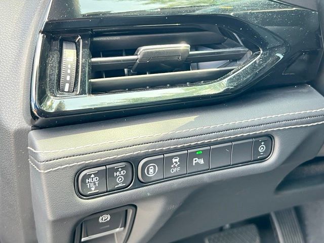 Used 2023 Acura MDX w/ Advance Package AWD/4WD image 19