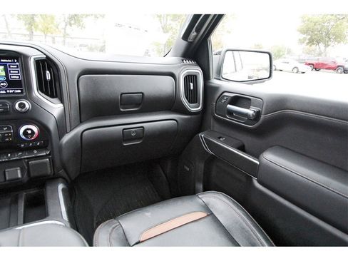 Used 2020 GMC Sierra 1500 AT4 w/ AT4 Premium Package image 10