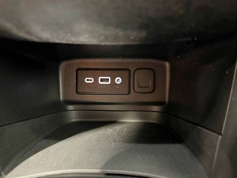 Used 2020 Chevrolet Equinox LT image 23