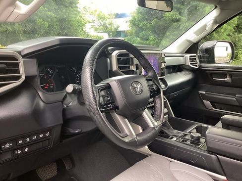 Used 2023 Toyota Tundra SR5 w/ SR5 Premium Package AWD/4WD image 11