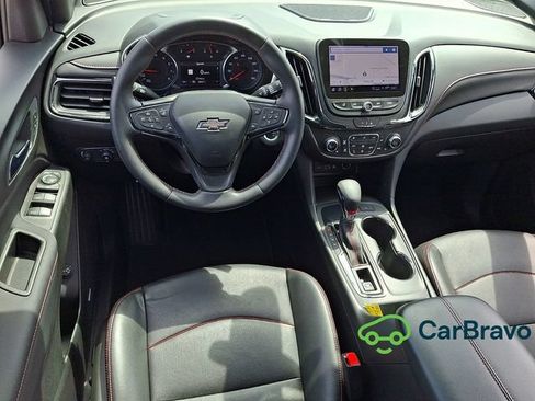 Certified 2022 Chevrolet Equinox RS w/ RS Leather Package FWD image 11