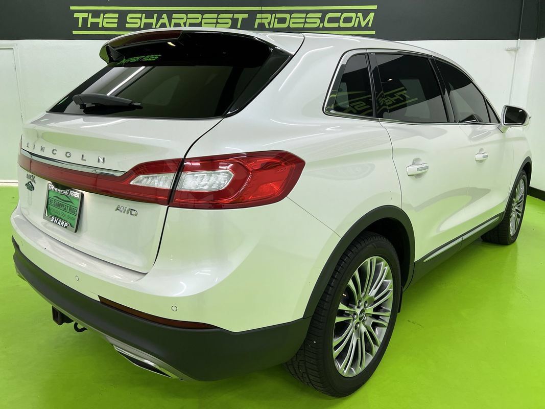 Used 2016 Lincoln MKX Reserve AWD/4WD image 10