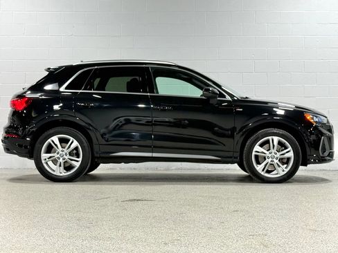 Used 2020 Audi Q3 2.0T Premium w/ Convenience Package image 5