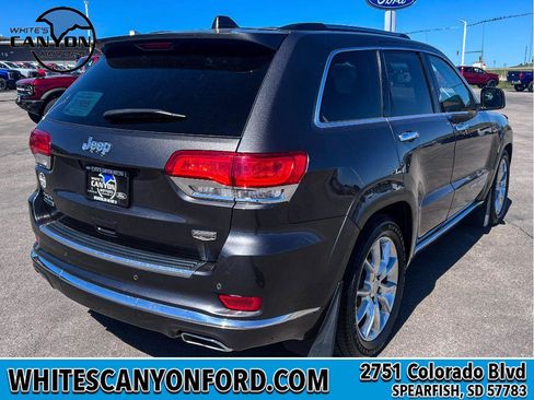 Used 2016 Jeep Grand Cherokee Summit w/ Skid Plate Group AWD/4WD image 11