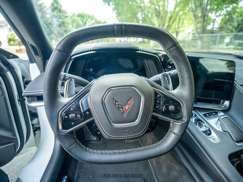 Used 2025 Chevrolet Corvette Stingray Preferred Cpe w/ Z51 Performance Package RWD image 17