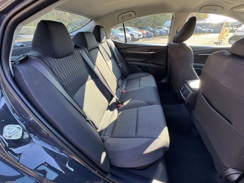 Used 2025 Toyota Camry LE image 34