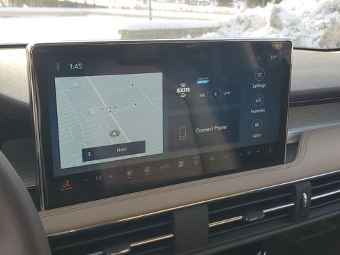 Certified 2024 Lincoln Corsair Premiere w/ Equipment Group 101A image 16