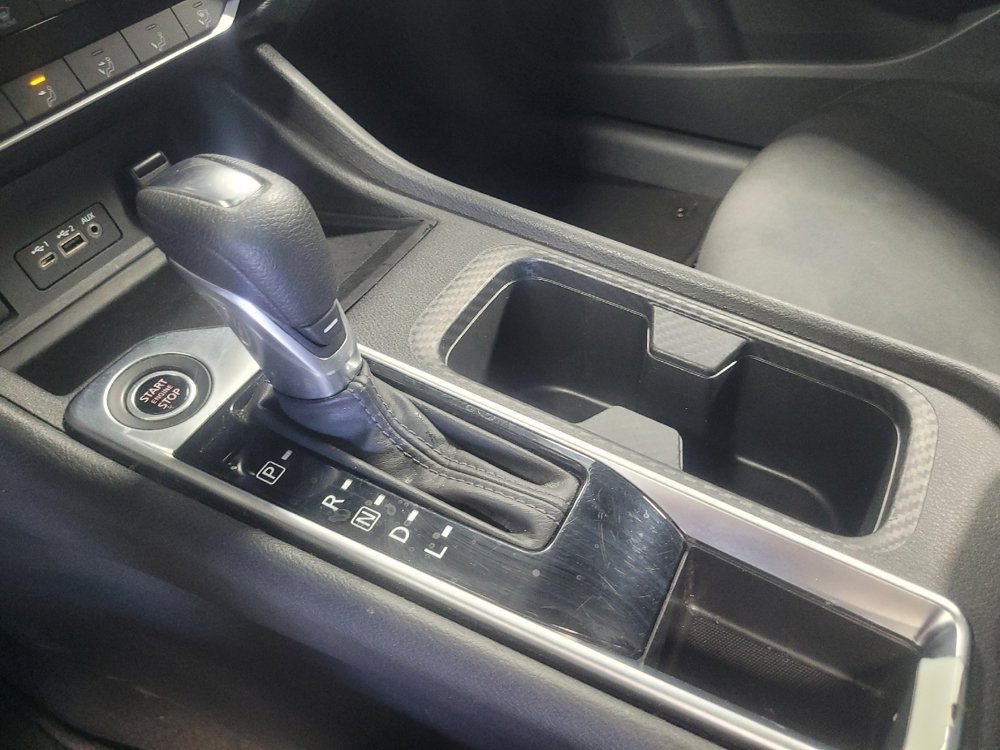 Used 2025 Nissan Sentra SV FWD image 26
