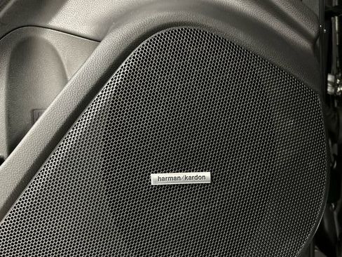 Used 2021 Subaru Forester Touring image 20