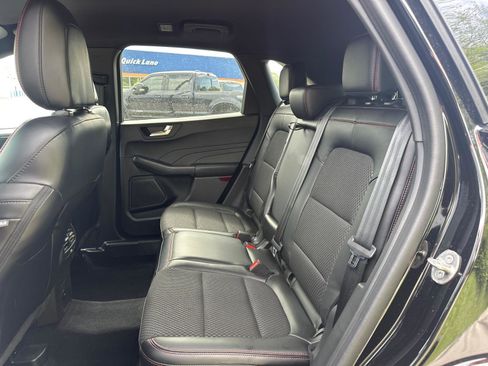 Used 2023 Ford Escape ST-Line w/ Tech Pack #1 image 7