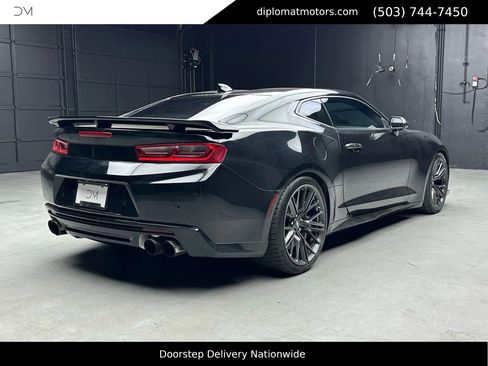 Used 2018 Chevrolet Camaro ZL1 image 7