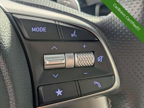 Used 2025 Genesis G70 2.5T AWD/4WD image 17