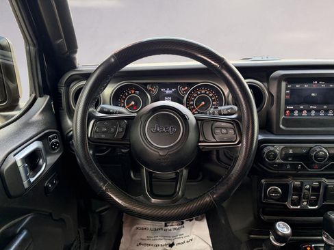 Used 2022 Jeep Wrangler Unlimited Sport image 12